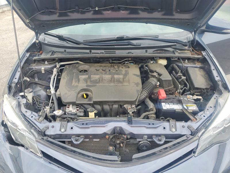 57624306 :رقم المزاد ، 5YFBURHE5HP720817 vin ، 2017 Toyota Corolla مزاد بيع