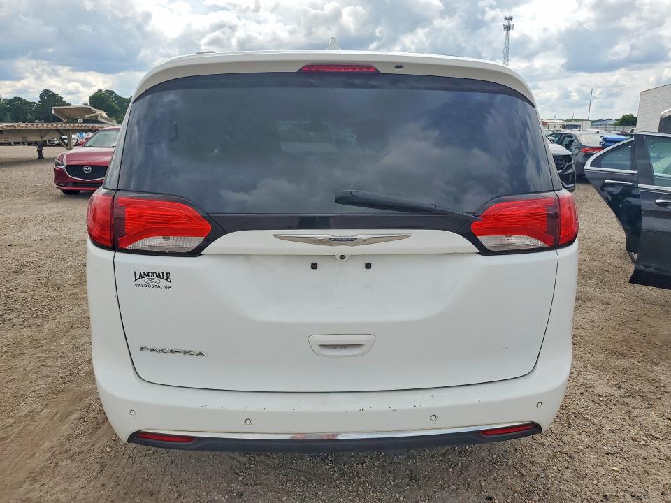 Продажа на аукционе авто 2017 Chrysler Pacifica, vin: 2C4RC1BG5HR739302, номер лота: 58742636