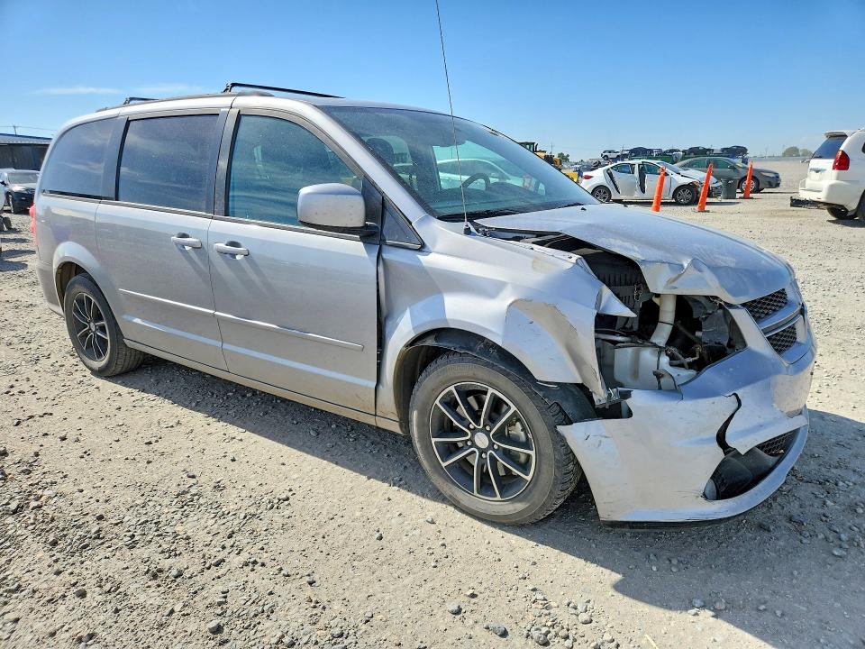 56316066 :رقم المزاد ، 2C4RDGEG9HR760665 vin ، 2017 Dodge Grand Caravan مزاد بيع