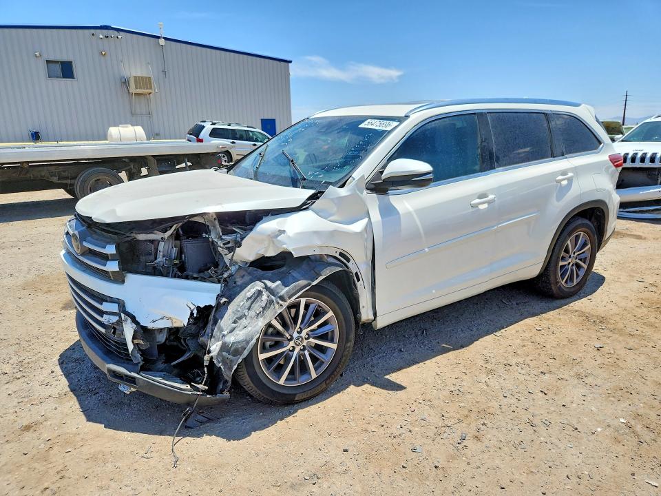 Aukcja sprzedaży 2018 Toyota Highlander, vin: 5TDKZRFH3JS544474, numer aukcji: 56475696