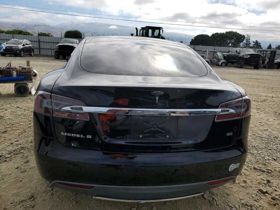 58150996 :رقم المزاد ، 5YJSA1H19EFP35397 vin ، 2014 Tesla Model S مزاد بيع