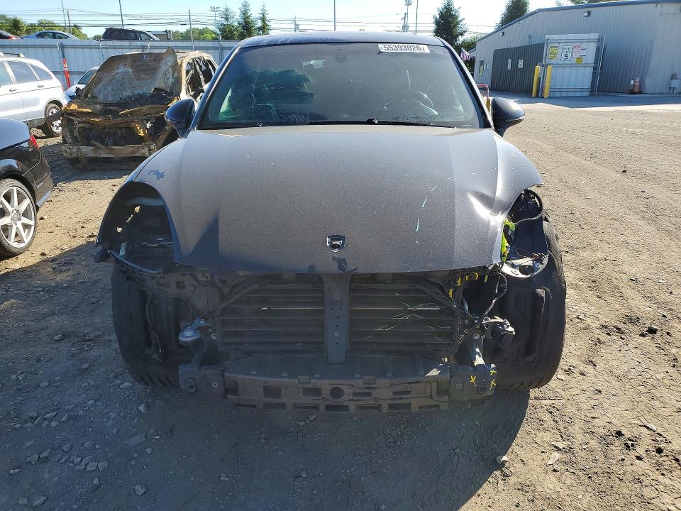 55393026 :رقم المزاد ، WP1AA2A24GLA04508 vin ، 2016 Porsche Cayenne مزاد بيع