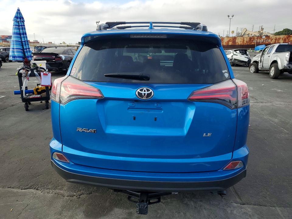 57031906 :رقم المزاد ، JTMZFREV0HJ132096 vin ، 2017 Toyota Rav4 مزاد بيع
