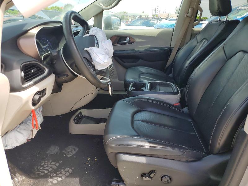 55531866 :رقم المزاد ، 2C4RC1DG8MR516940 vin ، 2021 Chrysler Voyager مزاد بيع