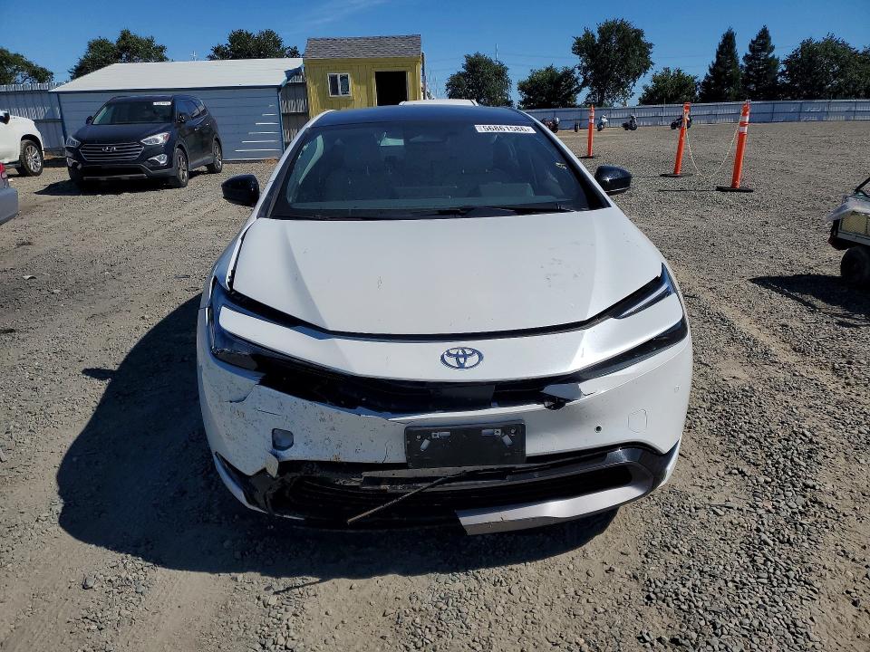 56861586 :رقم المزاد ، JTDACAAU4R3041651 vin ، 2024 Toyota Prius مزاد بيع