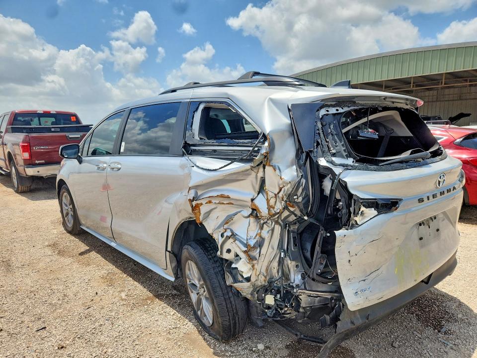 Продаж на аукціоні авто 2025 Toyota Sienna, vin: 5TDJRKEC2SS275684, номер лоту: 58885656