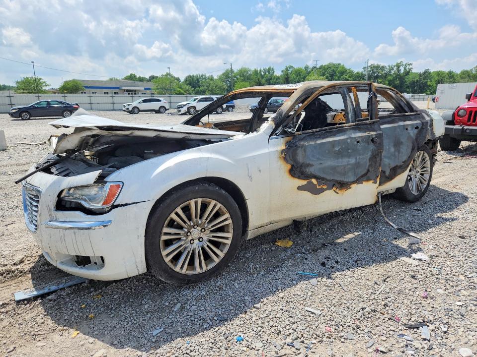 2013 Chrysler 300c მანქანა იყიდება აუქციონზე, vin: 2C3CCAEG8DH518668, აუქციონის ნომერი: 56786226