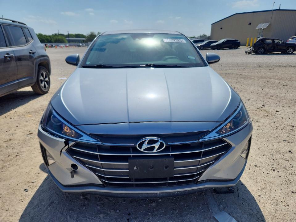 2020 Hyundai Elantra მანქანა იყიდება აუქციონზე, vin: KMHD84LF3LU068111, აუქციონის ნომერი: 56402826