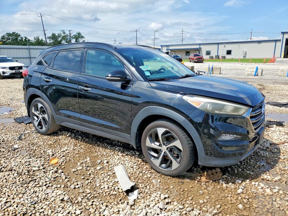 58092846 :رقم المزاد ، KM8J33A28GU145833 vin ، 2016 Hyundai Tucson مزاد بيع