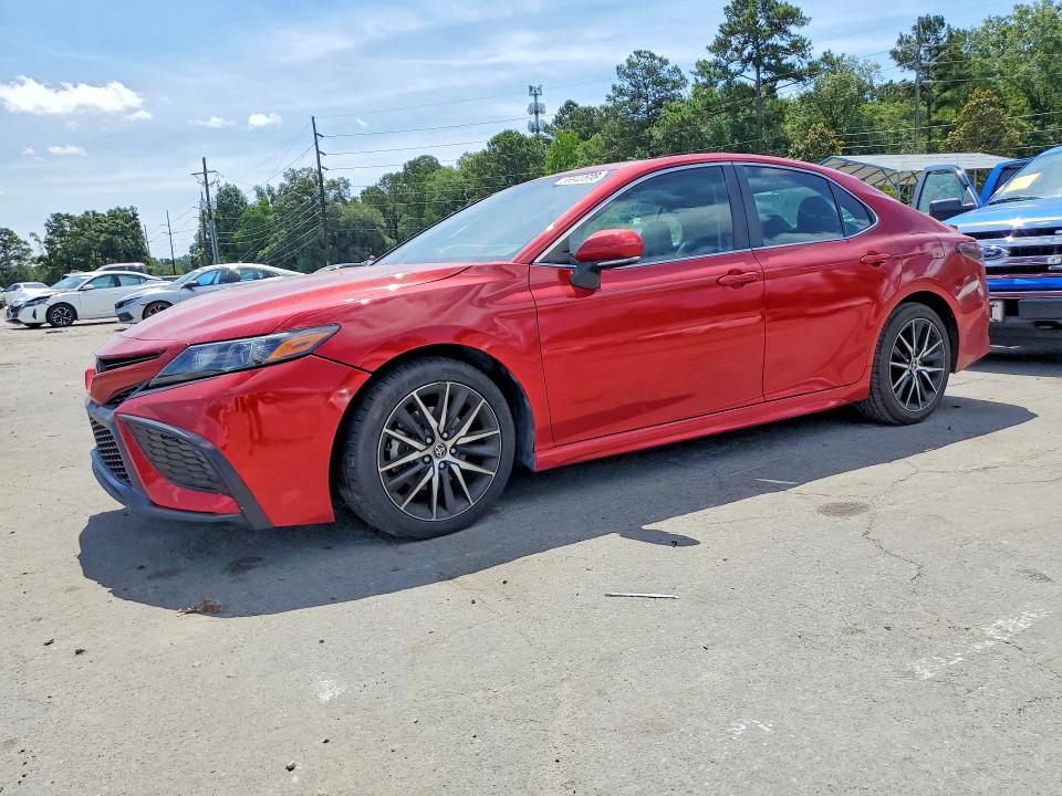 Продажа на аукционе авто 2022 Toyota Camry, vin: 4T1T11AKXNU053641, номер лота: 56940696