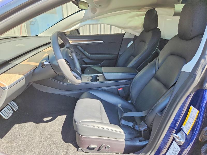 56104476 :رقم المزاد ، 5YJ3E1EC6NF321735 vin ، 2022 Tesla Model 3 مزاد بيع