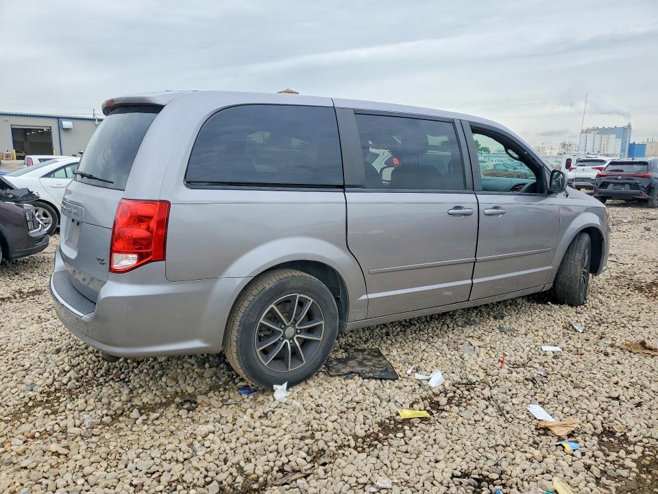 58582276 :رقم المزاد ، 2C4RDGEG1FR570016 vin ، 2015 Dodge Grand Caravan مزاد بيع