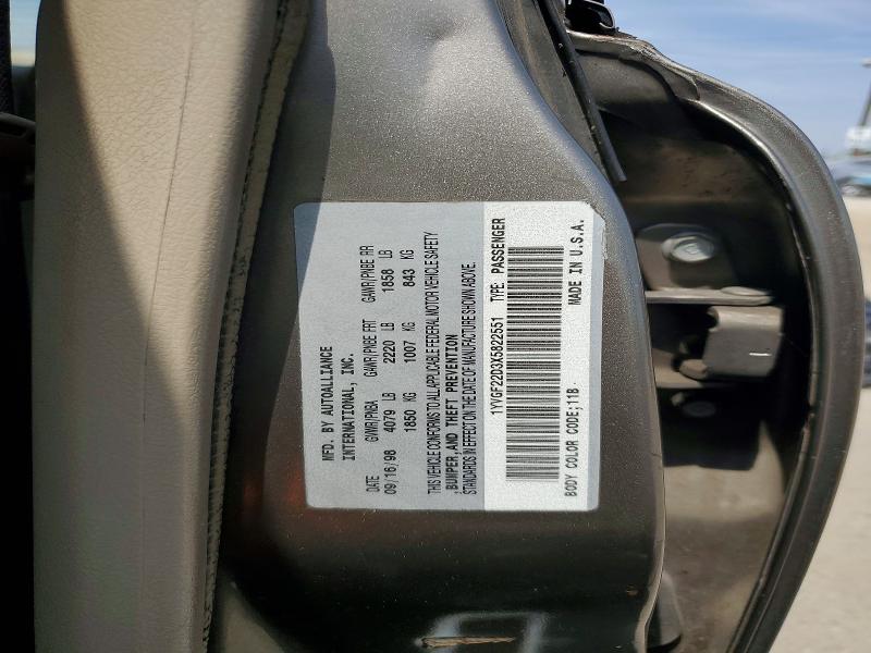 Продажа на аукционе авто 1999 Mazda 626, vin: 1YVGF22D3X5822551, номер лота: 56164196