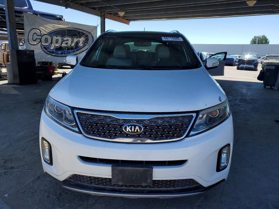 2015 Kia Sorento მანქანა იყიდება აუქციონზე, vin: 5XYKWDA70FG652582, აუქციონის ნომერი: 56715686