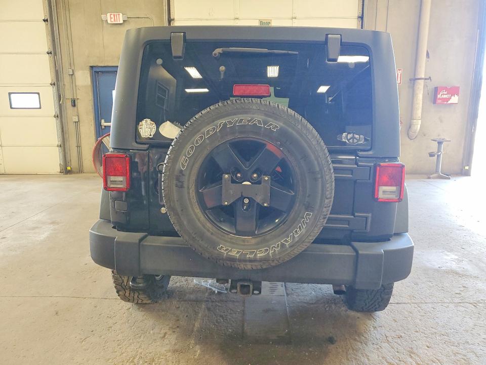 57219816 :رقم المزاد ، 1C4BJWDG0EL304404 vin ، 2014 Jeep Wrangler Unlimited مزاد بيع