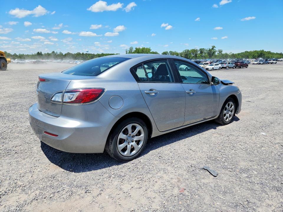 57199836 :رقم المزاد ، JM1BL1TG1D1774790 vin ، 2013 Mazda 3 مزاد بيع