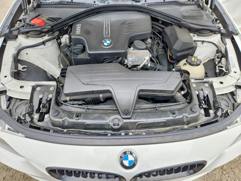 85612535 :رقم المزاد ، WBA3C1C5XFK119864 vin ، 2015 Bmw 328 مزاد بيع
