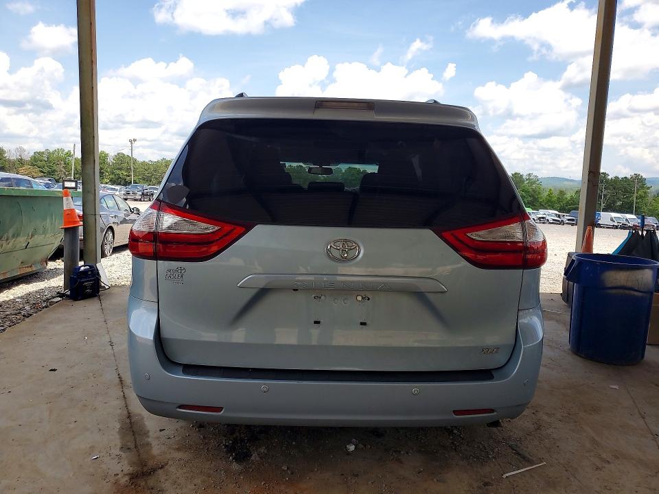 Продажа на аукционе авто 2017 Toyota Sienna, vin: 5TDYZ3DCXHS871186, номер лота: 55482796