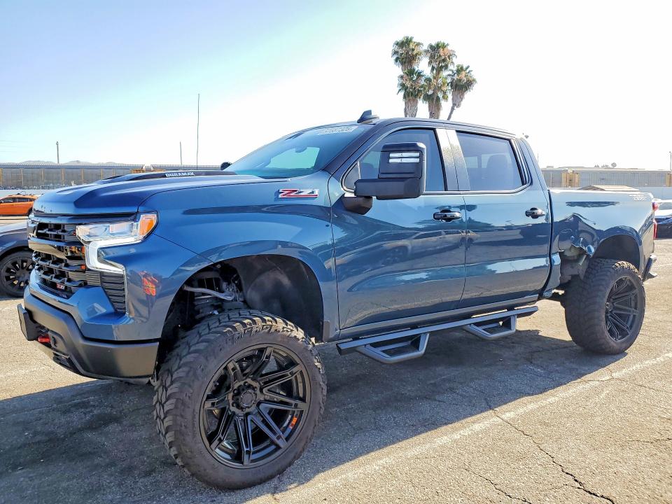 Продажа на аукционе авто 2024 Chevrolet Silverado, vin: 3GCUDFE86RG215690, номер лота: 57587326