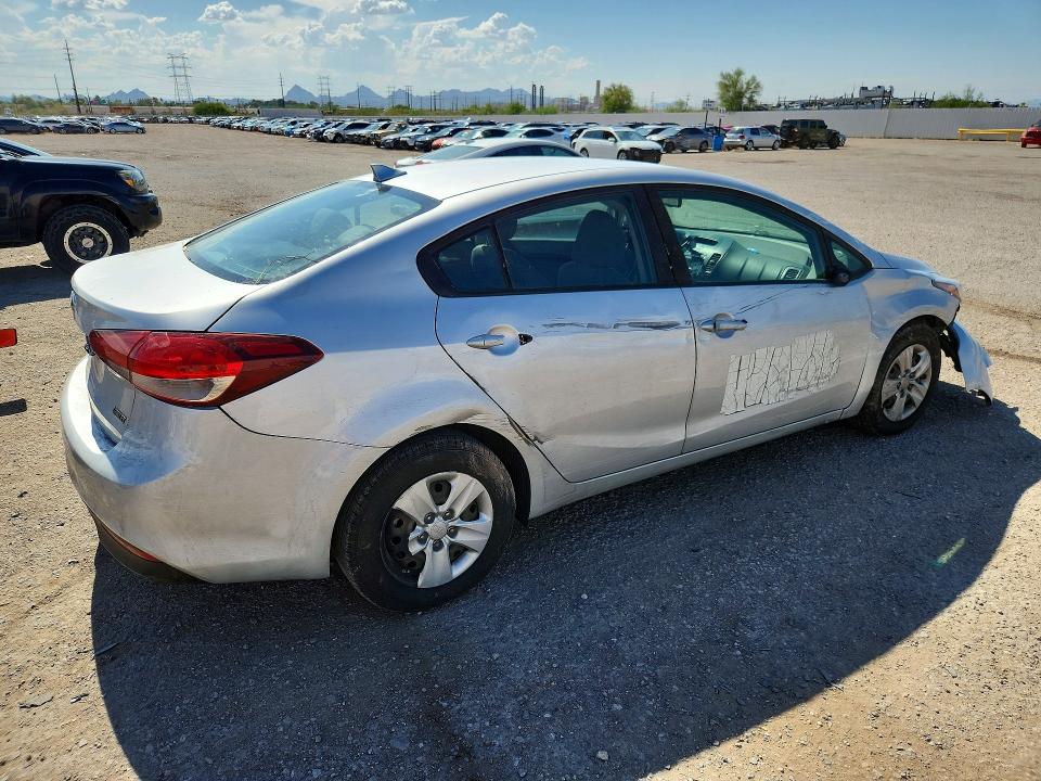 Продажа на аукционе авто 2017 Kia Forte, vin: 3KPFK4A77HE144381, номер лота: 57875196