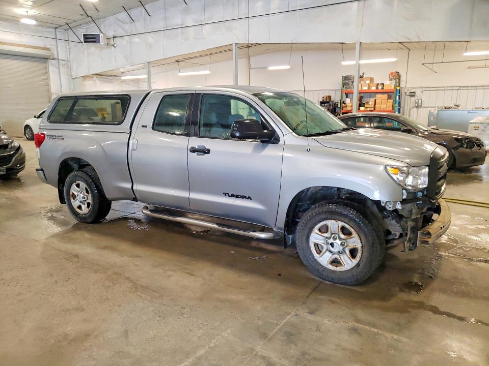 57393596 :رقم المزاد ، 5TFUM5F11BX020979 vin ، 2011 Toyota Tundra مزاد بيع
