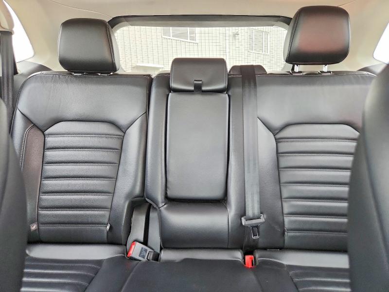 57487966 :رقم المزاد ، 2FMPK4J89GBB69040 vin ، 2016 Ford Edge مزاد بيع