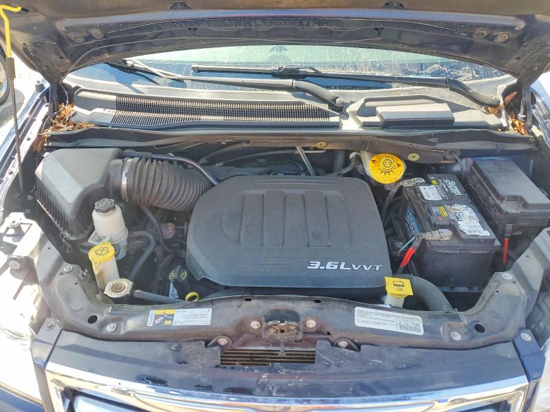 56863986 :رقم المزاد ، 2C4RC1BG6FR609705 vin ، 2015 Chrysler Town & Country مزاد بيع