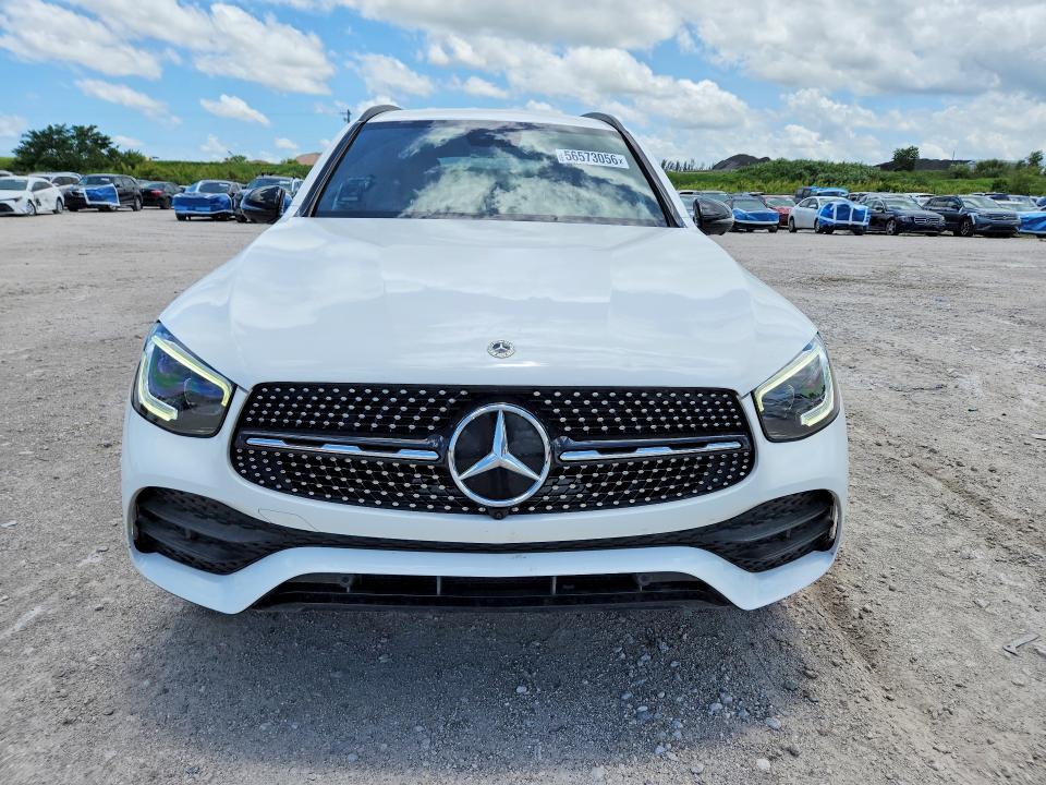 56573056 :رقم المزاد ، W1N0G8DB3NV375518 vin ، 2022 Mercedes-benz Glc مزاد بيع
