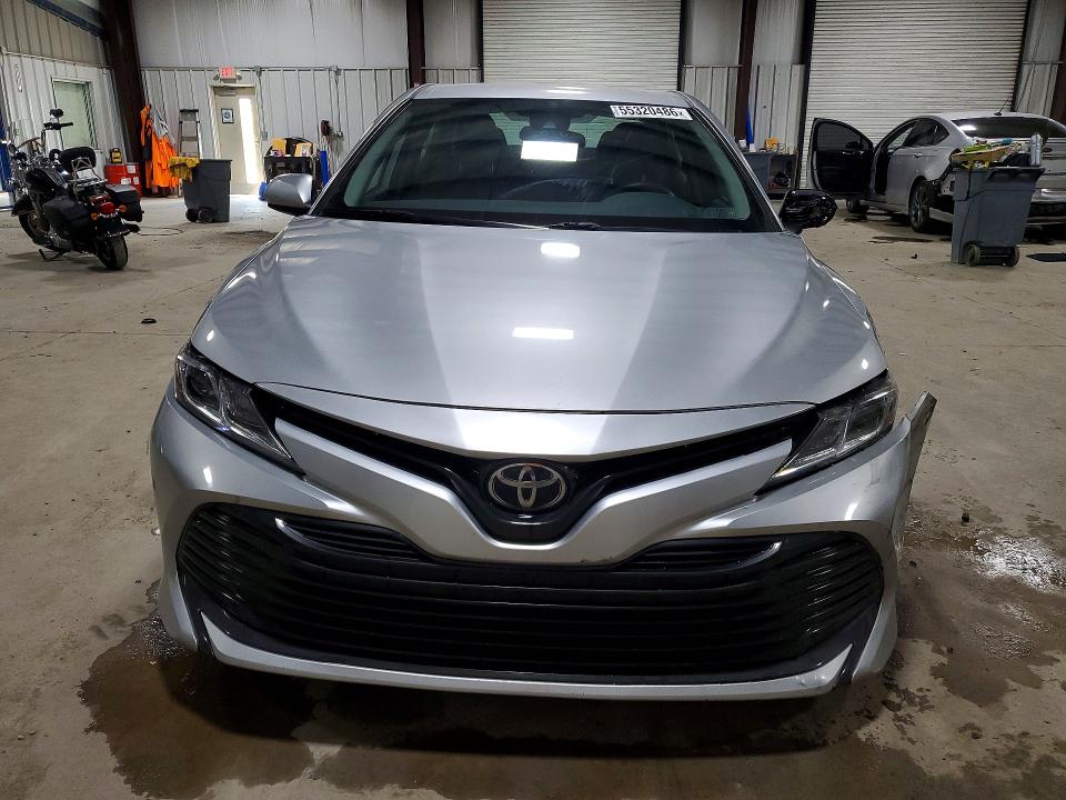 Продажа на аукционе авто 2018 Toyota Camry, vin: 4T1B11HK9JU549056, номер лота: 55320486