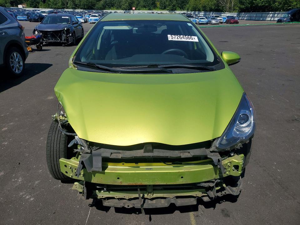 57264566 :رقم المزاد ، JTDKDTB3XG1133231 vin ، 2016 Toyota Prius C مزاد بيع