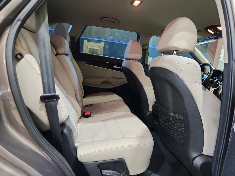 56354466 :رقم المزاد ، 5XYPGDA32KG538416 vin ، 2019 Kia Sorento مزاد بيع