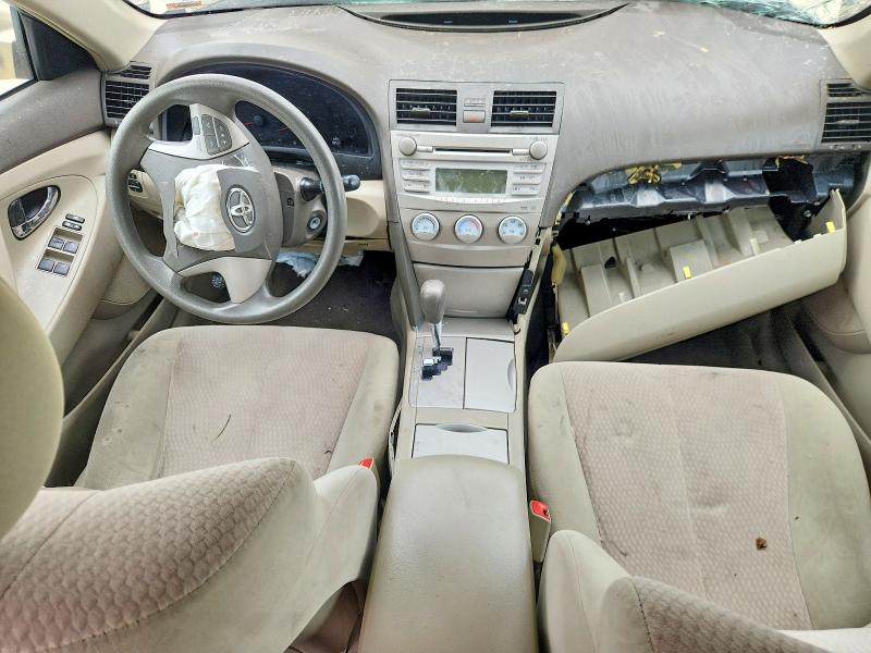 58008736 :رقم المزاد ، 4T1BF3EKXBU776727 vin ، 2011 Toyota Camry مزاد بيع