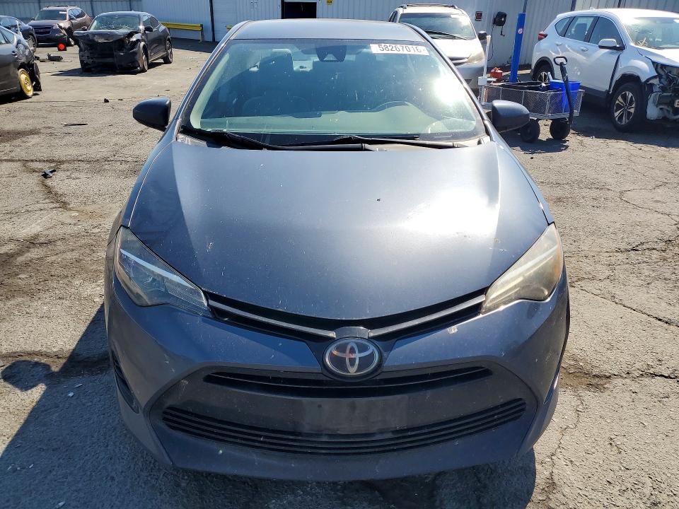 58267016 :رقم المزاد ، 5YFBPRHE0HP687281 vin ، 2017 Toyota Corolla مزاد بيع