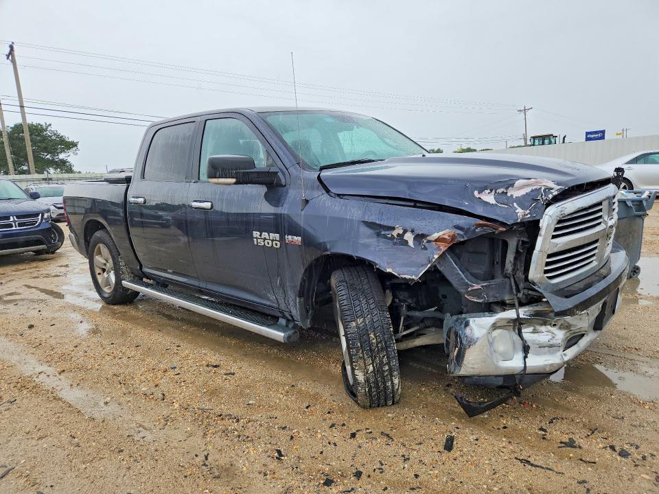 57546916 :رقم المزاد ، 1C6RR6LT5JS350243 vin ، 2018 Ram 1500 مزاد بيع