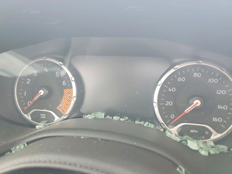 56335606 :رقم المزاد ، ZACNJDD13MPM96437 vin ، 2021 Jeep Renegade مزاد بيع