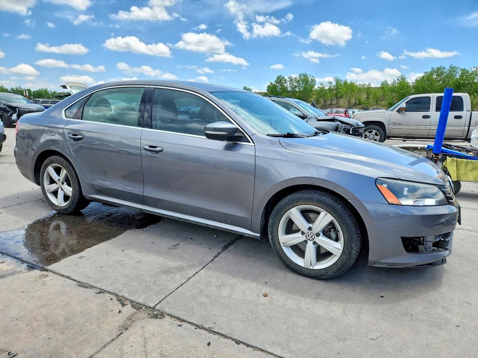 55741976 :رقم المزاد ، 1VWBN7A35DC002534 vin ، 2013 Volkswagen Passat مزاد بيع