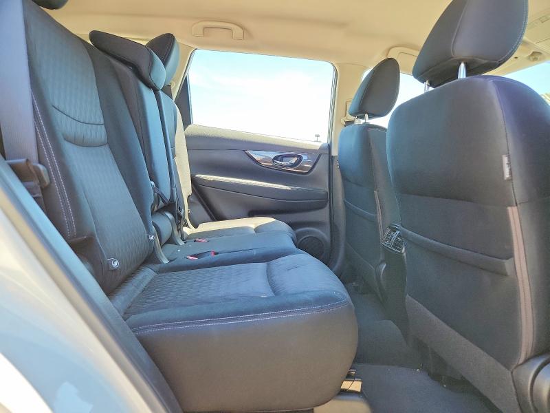57326486 :رقم المزاد ، JN8AT2MV5HW006077 vin ، 2017 Nissan Rogue مزاد بيع
