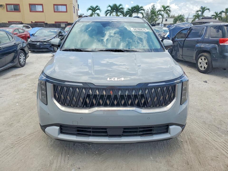 Продаж на аукціоні авто 2025 Kia Carnival, vin: KNDNC5K39S6536592, номер лоту: 56780876