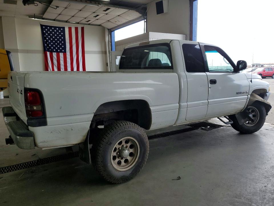 Продажа на аукционе авто 2000 Dodge Ram 2500, vin: 3B7KF23Z4YG159530, номер лота: 55702716
