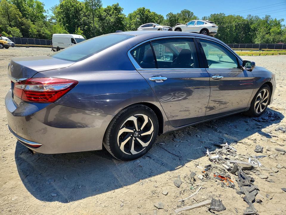 Продажа на аукционе авто 2016 Honda Accord, vin: 1HGCR2F93GA225605, номер лота: 56055296