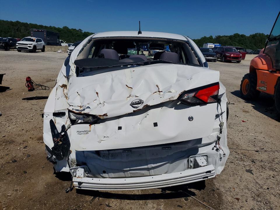 55697976 :رقم المزاد ، 3N1CN8DV9PL871207 vin ، 2023 Nissan Versa مزاد بيع
