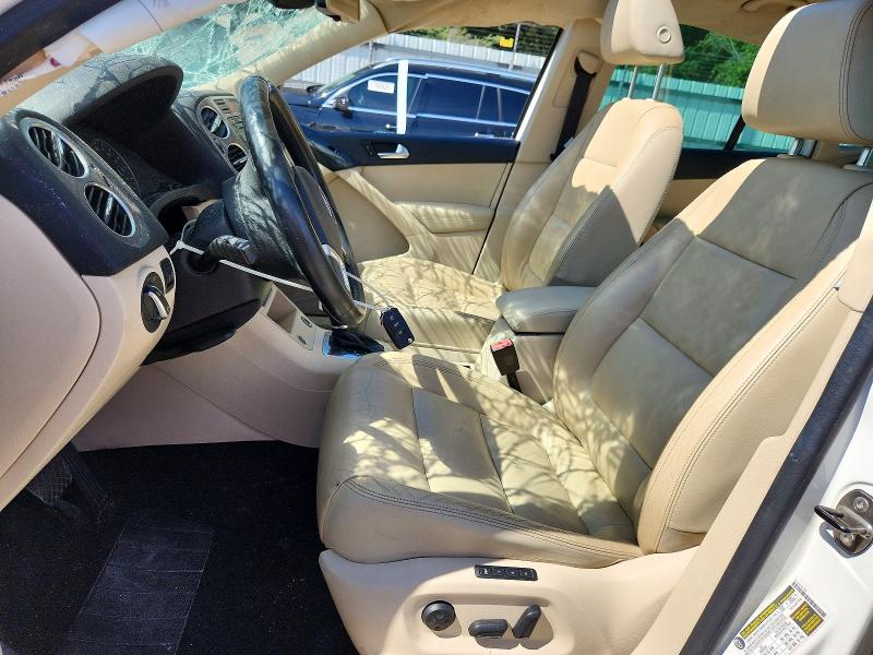 2011 Volkswagen Tiguan მანქანა იყიდება აუქციონზე, vin: WVGBV7AX3BW521837, აუქციონის ნომერი: 58353446