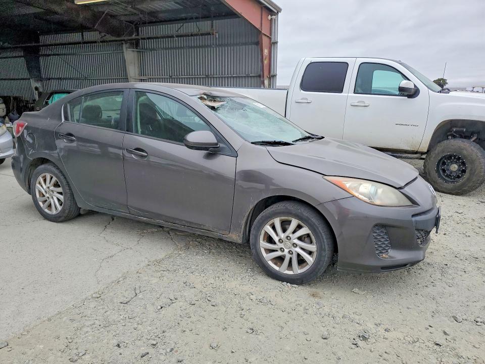 56616236 :رقم المزاد ، JM1BL1V75C1699751 vin ، 2012 Mazda 3 مزاد بيع
