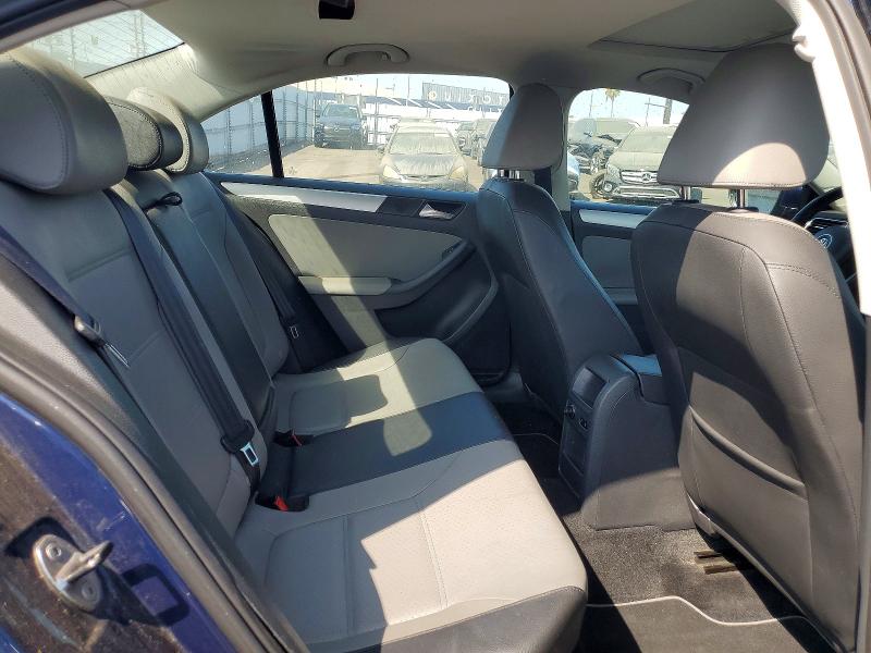 2013 Volkswagen Jetta მანქანა იყიდება აუქციონზე, vin: 3VW637AJ4DM226754, აუქციონის ნომერი: 57742186