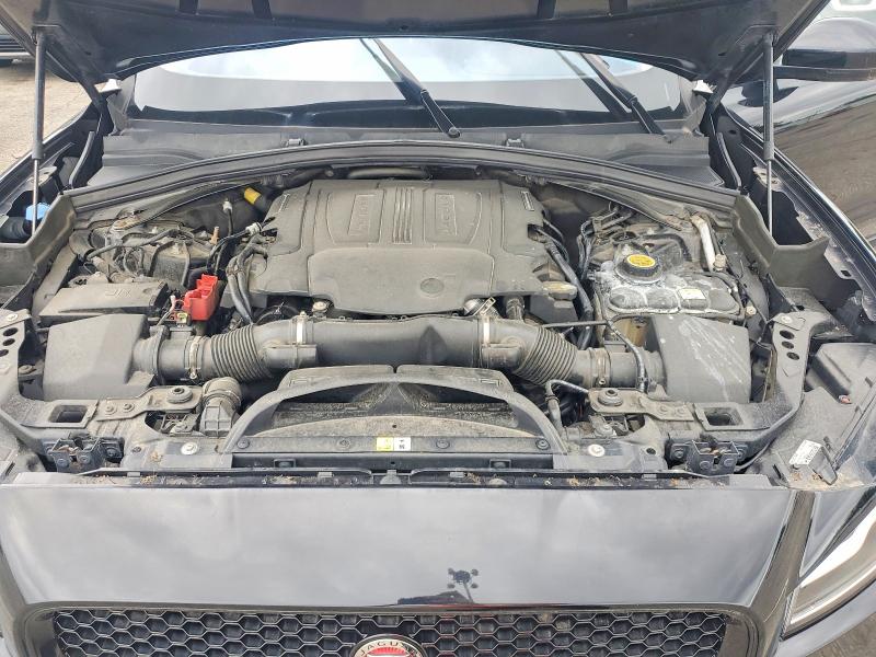 58380816 :رقم المزاد ، SADCM2BV2HA074195 vin ، 2017 Jaguar F-pace مزاد بيع