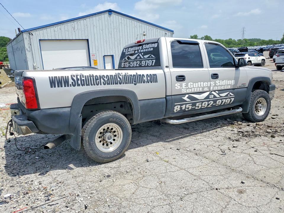 Продажа на аукционе авто 2004 Chevrolet Silverado, vin: 1GCHK232X4F191158, номер лота: 64670536