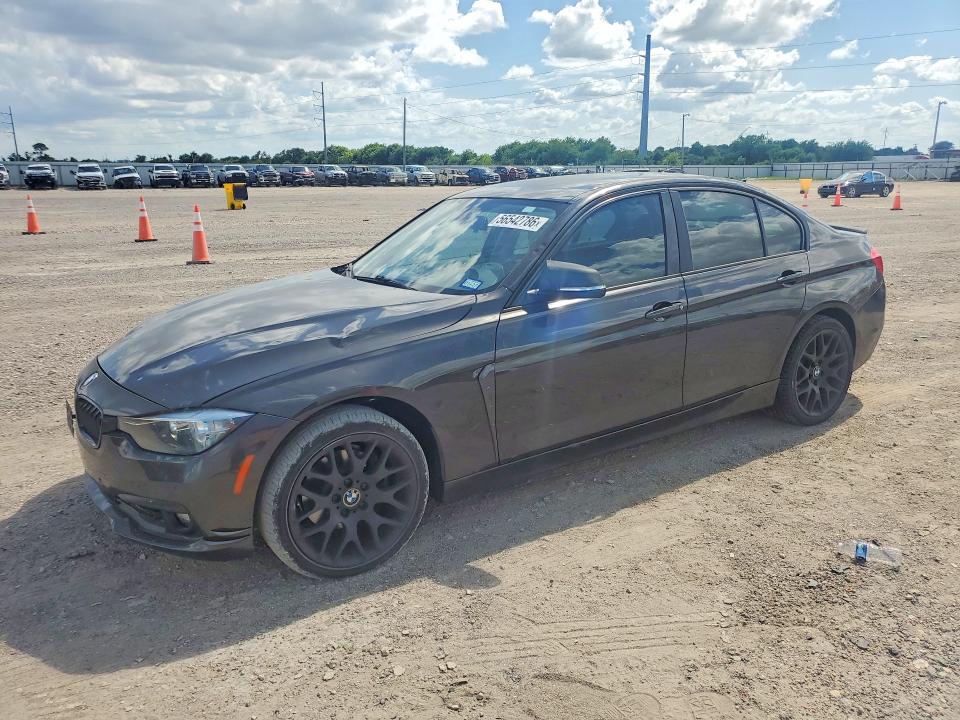 56542786 :رقم المزاد ، WBA8E1G51GNT35161 vin ، 2016 Bmw 320 مزاد بيع