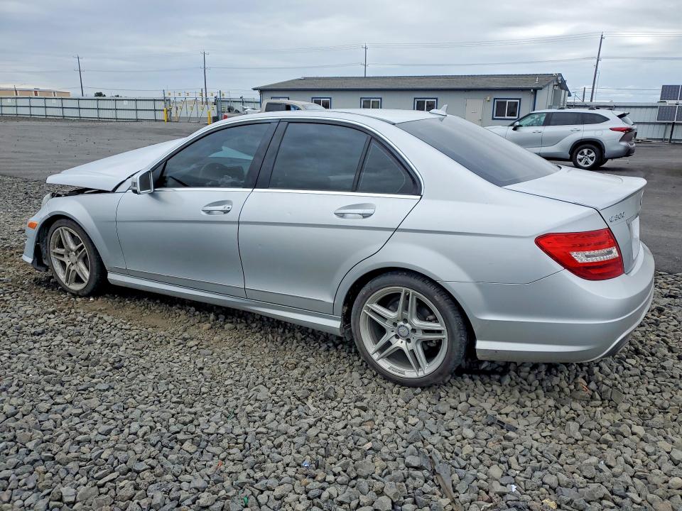59316686 :رقم المزاد ، WDDGF8AB1DG081542 vin ، 2013 Mercedes-benz C مزاد بيع