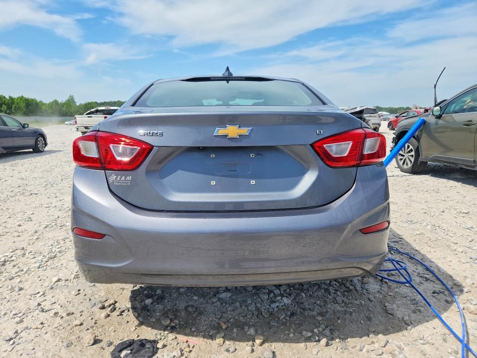 2018 Chevrolet Cruze მანქანა იყიდება აუქციონზე, vin: 1G1BE5SM8J7135655, აუქციონის ნომერი: 54613096