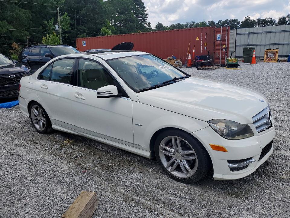 56783726 :رقم المزاد ، WDDGF4HB4CR194211 vin ، 2012 Mercedes-benz C مزاد بيع